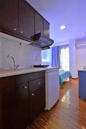 Garbis μπακάλης θεοχάρης Apartman *