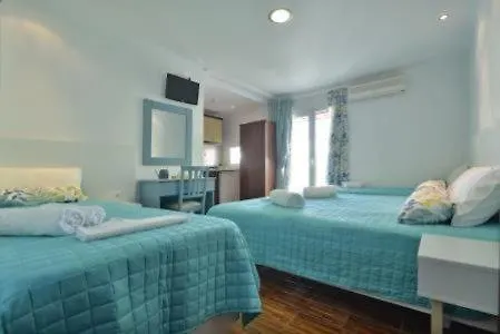 Garbis μπακάλης θεοχάρης