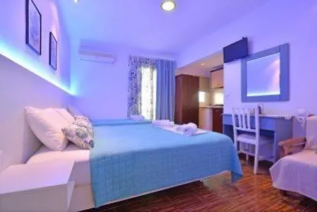 Garbis μπακάλης θεοχάρης 乐托卡亚