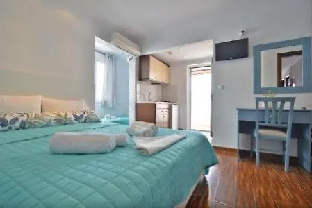 Garbis μπακάλης θεοχάρης Apartmán