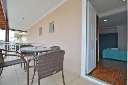 Garbis μπακάλης θεοχάρης